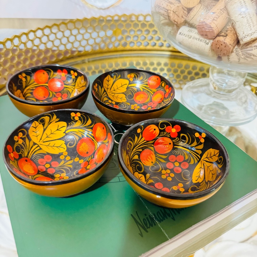 VTG Lacquered Russian Hand Painted Bowl Berries Flowers Black Gold Red 3" Set 4